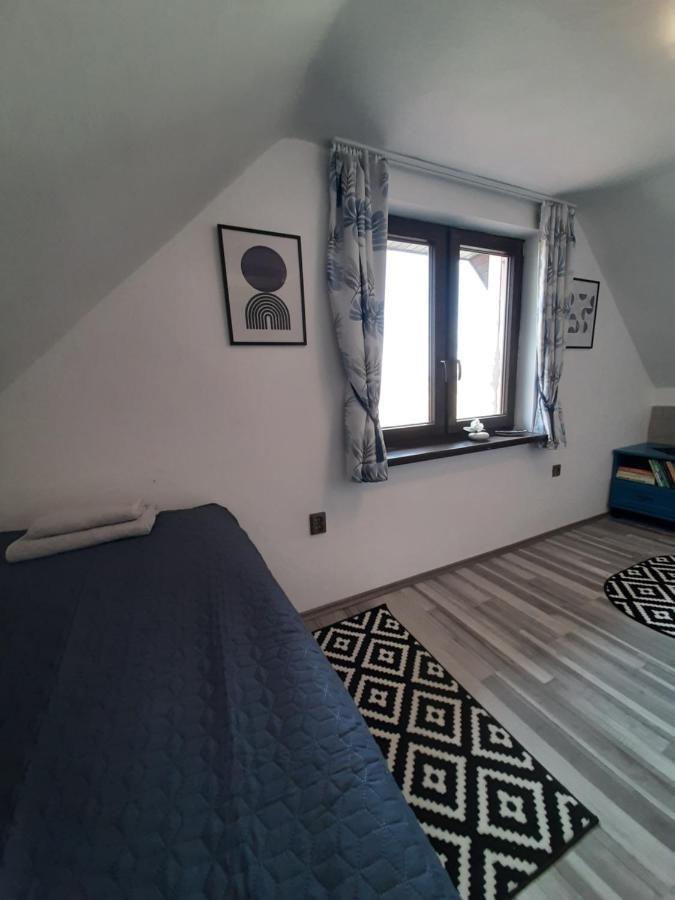 Grapeline Guesthouse Chotin المظهر الخارجي الصورة